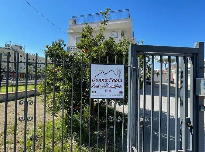 Donna Paola 3*